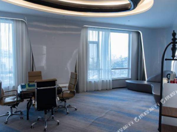 Workspace - Blue Inn (Yantai Development Zone)