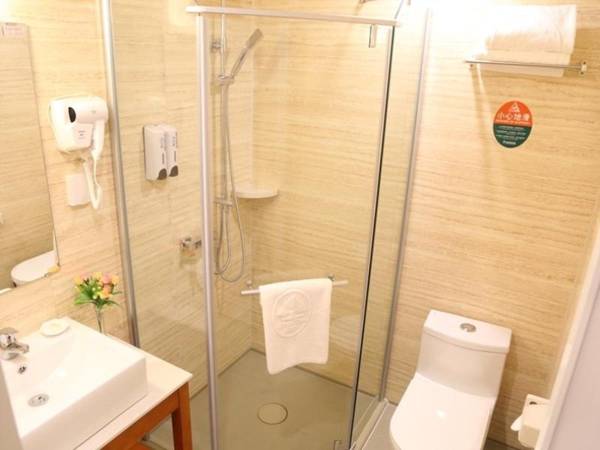 GreenTree Inn JiangSu YiXing DingShu Town JieFang East Road Express Hotel