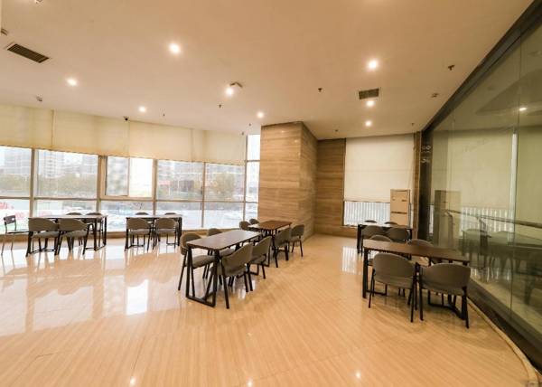 Starway Hotel Xuzhou Fengxian Bus Station