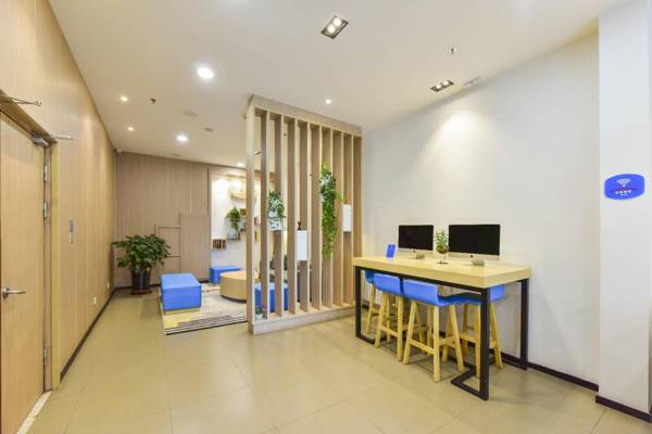 Hanting Hotel Xining Fengqing Road Convention And Exhibition Center