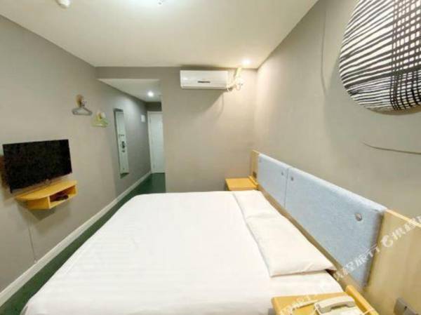 Home Inn neo (Xining Mojiajie Huangguang Cross Store)