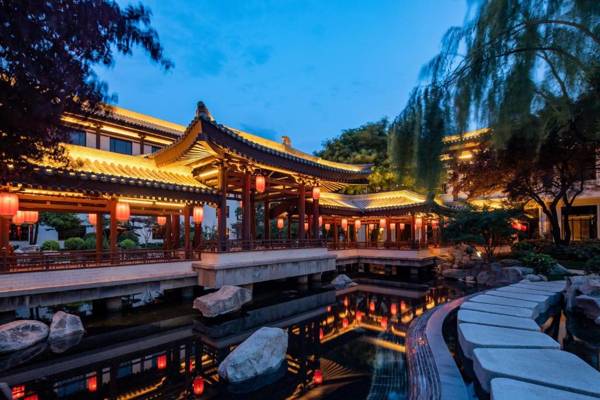 HUALUXE Xi'an Tanghua an IHG Hotel