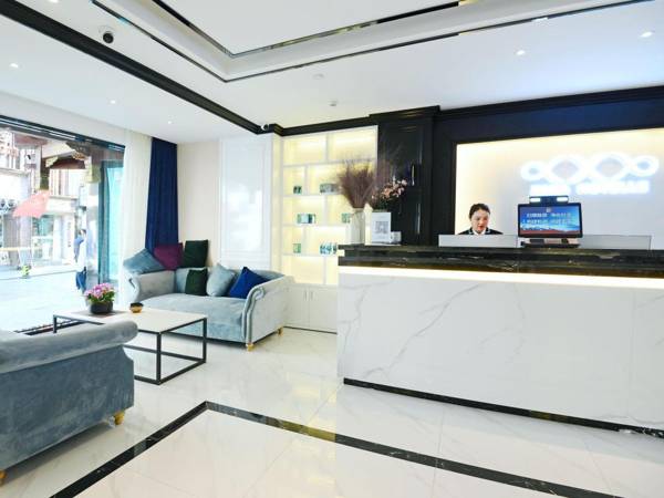 Xana Hotelle Xi'an Zhonglou Huimin Street Metro Station