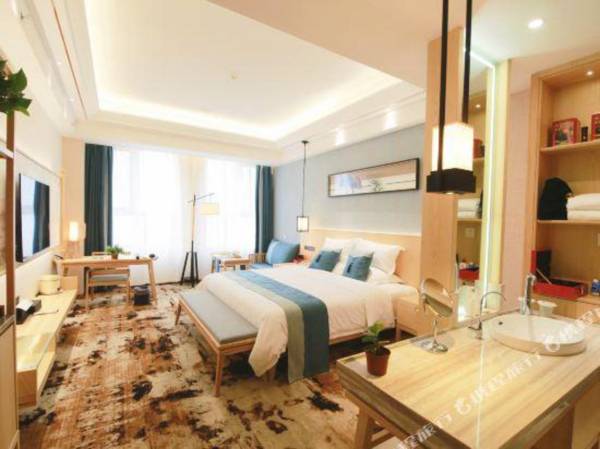 Soaring Dragon Hotel