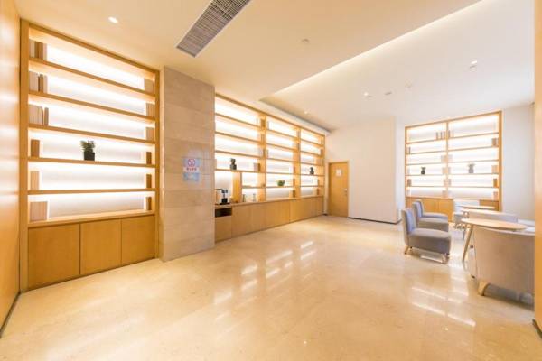 Ji Hotel Xi'an Tonghuamen Metro Station