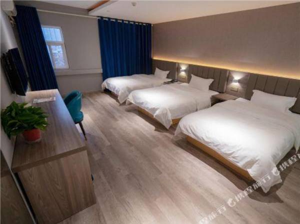 7 Premium (Xi 'an Lintong Terracotta Warriors East Sancha Metro Station Store)