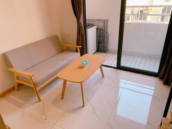  BUSKY宿  近宝龙一城､软件园､BRT前埔站､会展中心舒适完整复式独立阳台