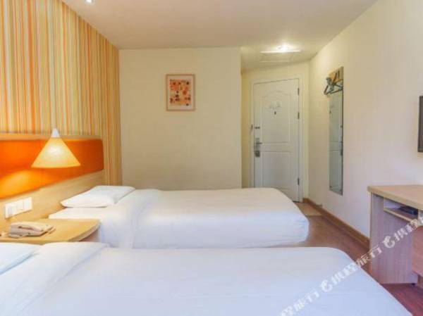 Ru Jia Jiu Dian neo(Sha Men Wu Yuan Wan Hui Zhan Zhong Xin Guan Yin Shan Hai Jing Dian )