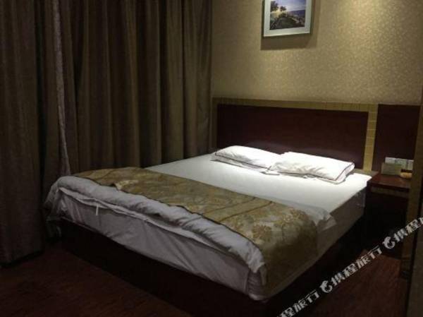 Yatai Business Hotel