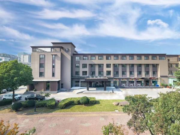 Ji Hotel Wuxi Huishan Wanda Plaza