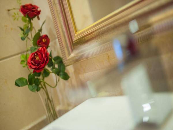 New Beacon Optics Valley International Hotel