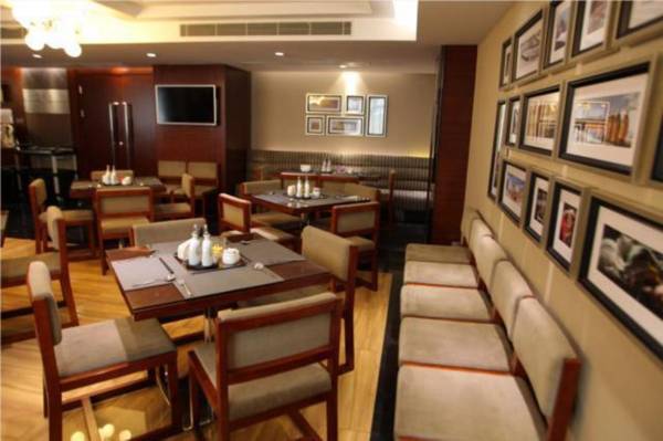 Echeng Hotel Wuhan Optics Vally Pedestrian Street