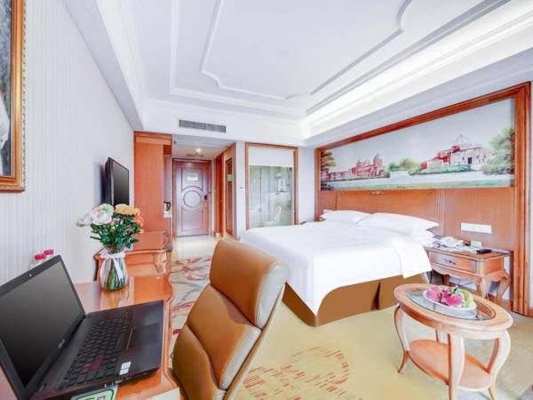 Vienna Hotel Wuhan Yellow Crane Tower Branch