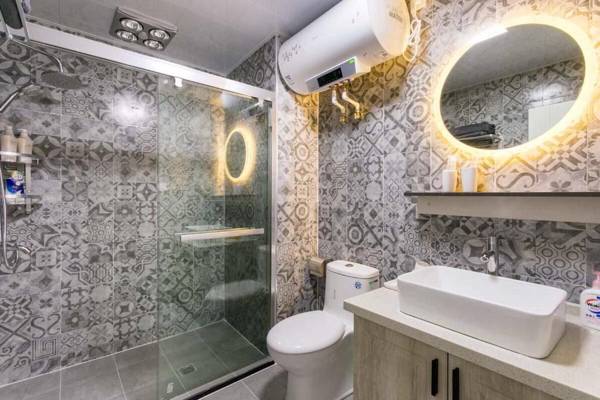 Wuhan Wuchang·Happy Valley· Locals Apartment 00121930