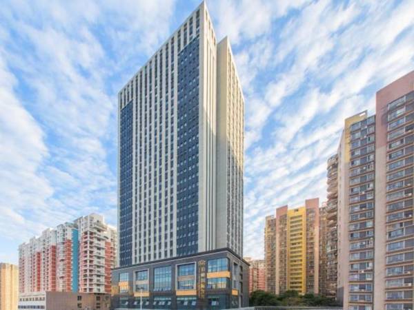 Poltton International Service Apartment Wuhan Guanggu Street
