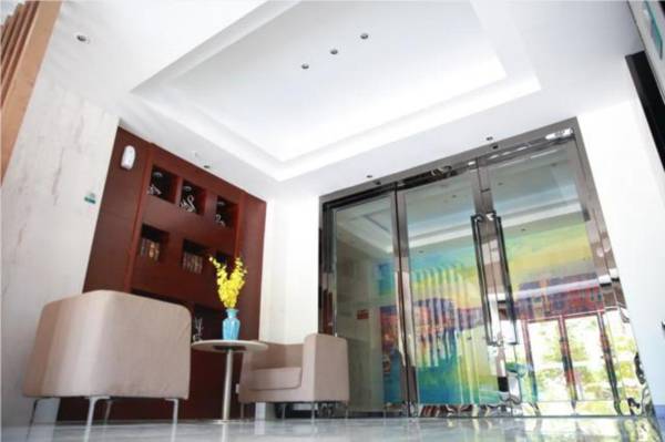 City Comfort Inn Wuhan Guanggu Minzhu Avenue NO.1 Middle School Affiliated to CCNU