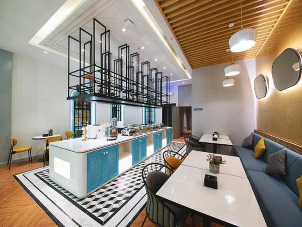 Magnotel Wuhan Huangtan Road