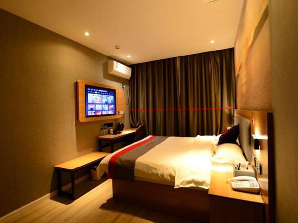 Jun Hotel Hubei Wuhan Jiang'an District Dazhi Road Metro Station