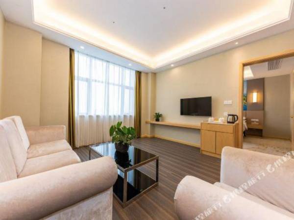 Vienna International Hotel (Wuhan Wangjiawan Tieqiao Square)