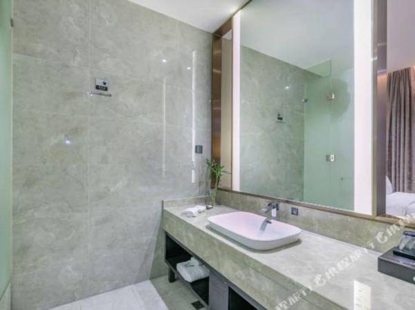 Bolaihua Hotel (Wuhan Guanggu)