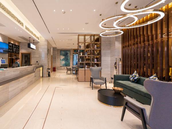 City Comfort Inn Wuhan Caidian Renmin International Motor City