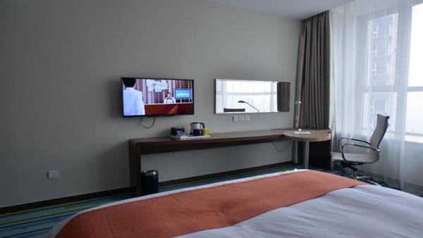 Workspace - Holiday Inn Express Weihai Hi-Tech Zone an IHG Hotel