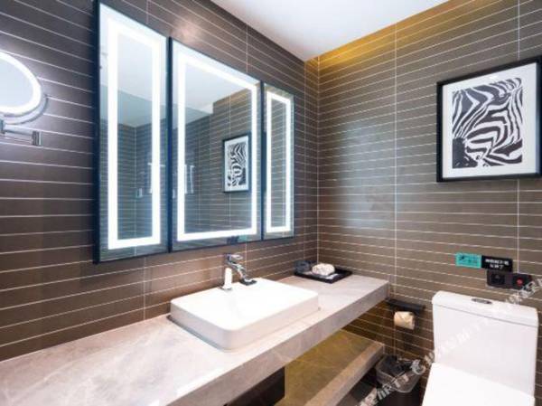 Xana Hotelle· Wulumuqi High Speed Railway Station Baonengcheng