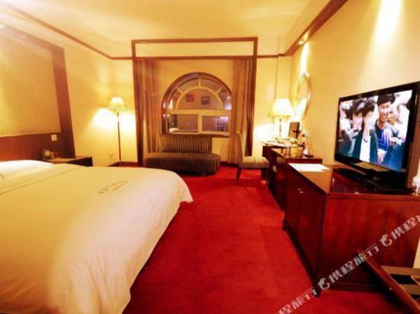 Royal International Hotel