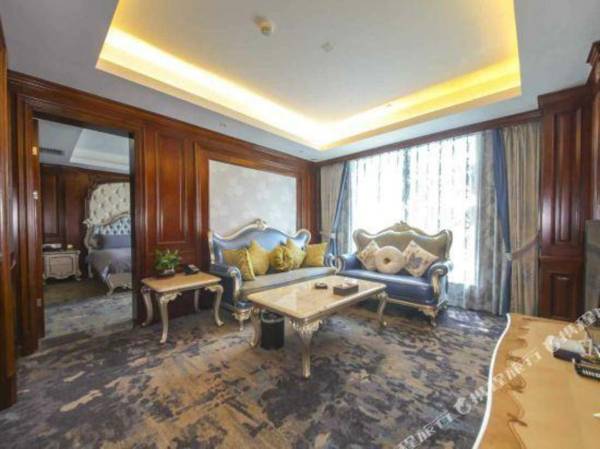 Wu Lu Mu Qi Da Lu Qiao Hotel