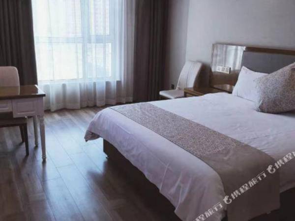 Yinglun Hotel (Jingkai Wanda Plaza High Speed Rail Station)