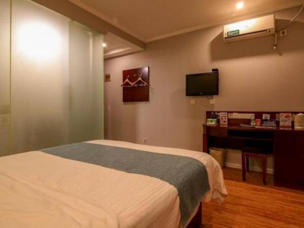 GreenTree Inn Tianjin Jinnan Shuanggang Lishuang Road Shell Hotel