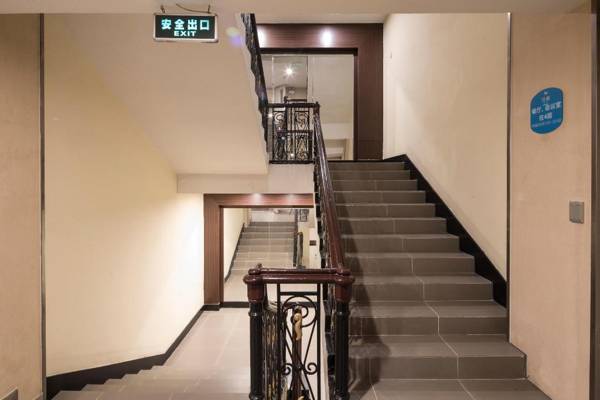 Hanting Hotel Tianjing Heping Road Walking Street