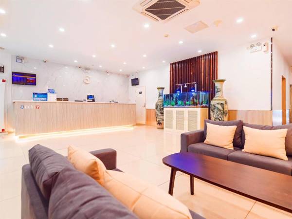 7 Days Premium·Tianjin  Gulou Metro Station  Joy City