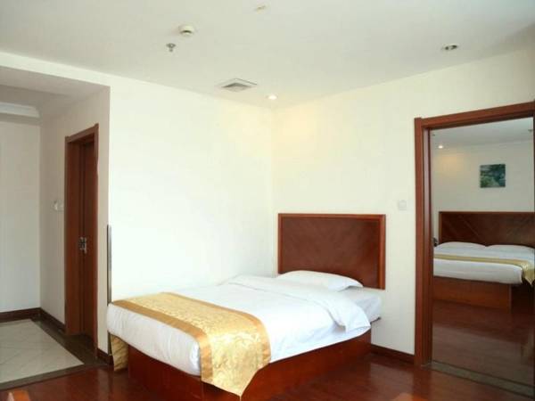 GreenTree Inn Jiangsu Taizhou Taidong Railway Station Business Hotel