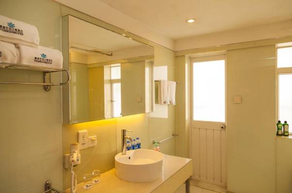 Chicago Suites International