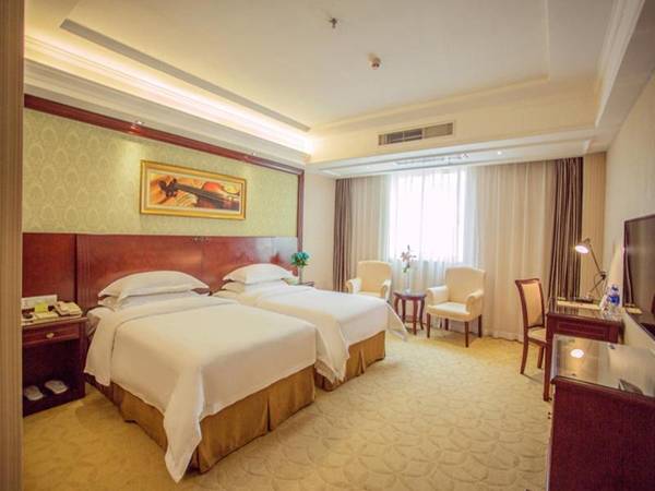 Vienna Hotel Shenzhen BaoAn Qianjin Road
