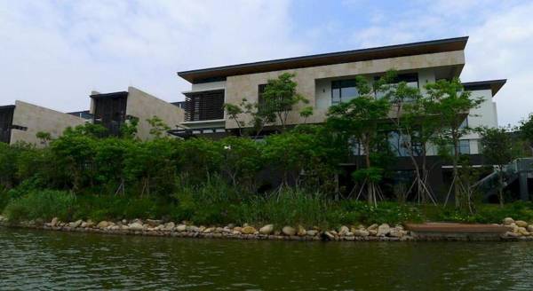 Shenzhen Bay Breeze Resort