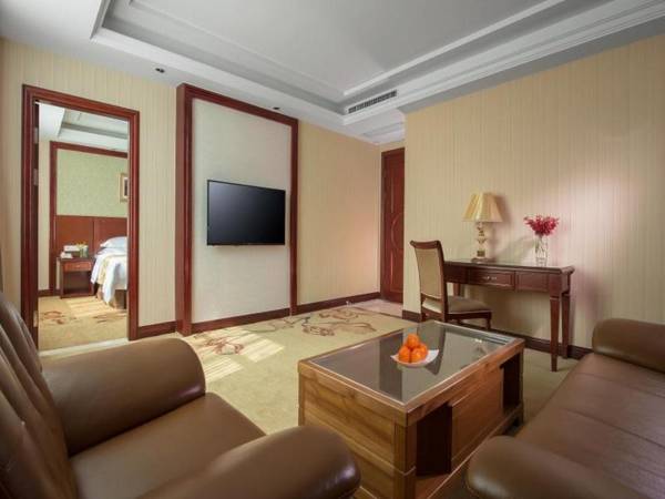 Vienna Hotel Shenzhen Fuyong Xintian Branch