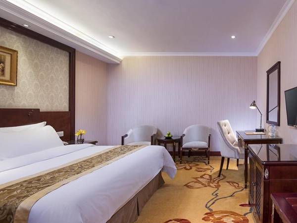 Vienna Hotel Dongguan Fenggang Yongsheng Street
