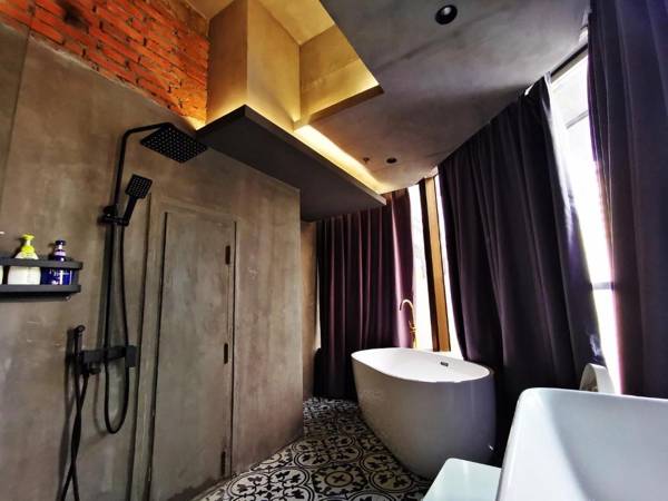 Black Gold Factory Boutique Design Hotel