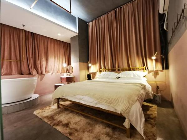 Black Gold Factory Boutique Design Hotel