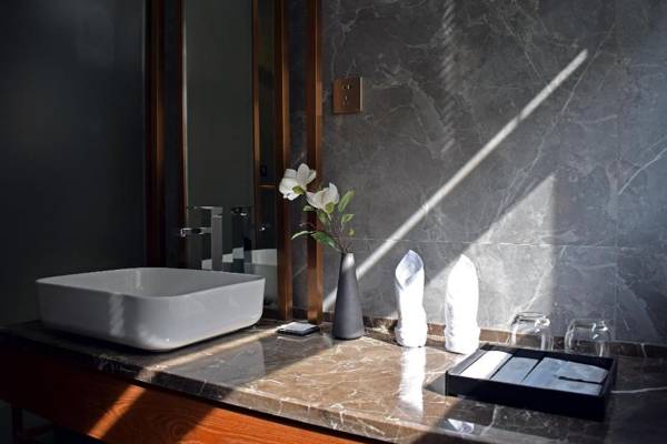 H Life Hotel (Shenzhen Sea World Branch)