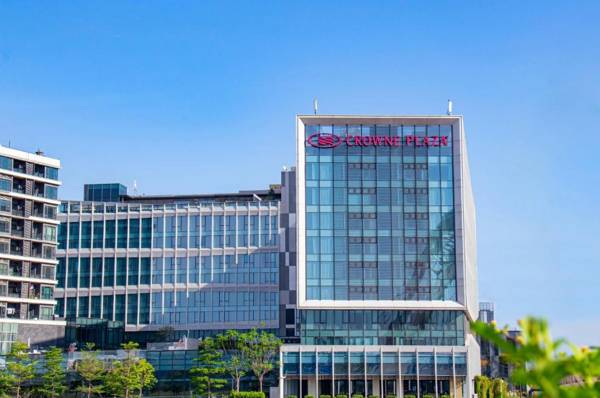 Crowne Plaza Shenzhen World Exhibition and Convention Center an IHG Hotel