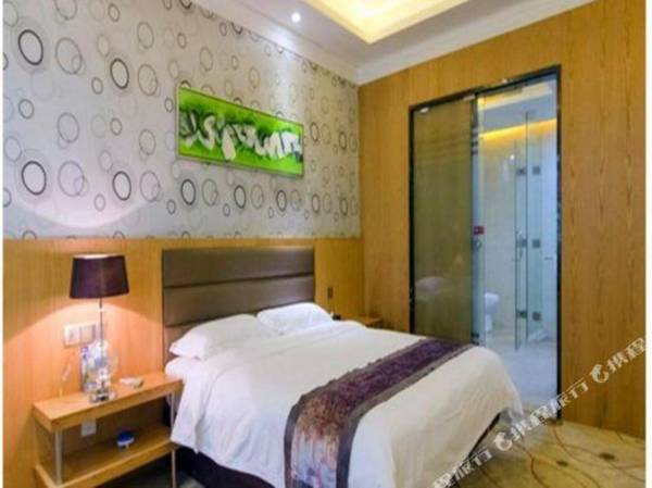 Himalaya Hotel (Shenzhen North Railway Station Tongcheng Center Branch)