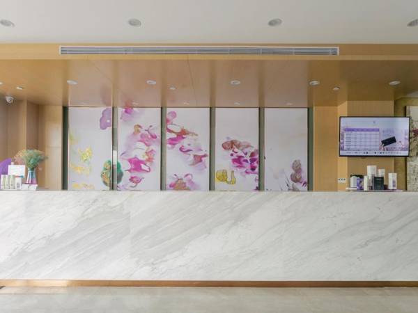 Lavande Hotel Shenzhen Pingshan High-Speed Railway Station