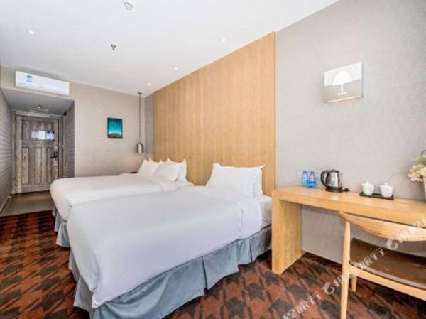 Yilong Yayuan Hotel (Shenzhen Pingshan High-speed Railway)