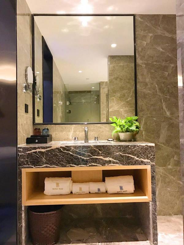 Bo Er Dun Jiu Dian (Shen Zhen Song Gang Yan Chuan Dian )