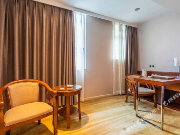 Jin Lai Ka Jiu Dian (Shen Zhen Guo Ji Hui Zhan Zhong Xin Dian )