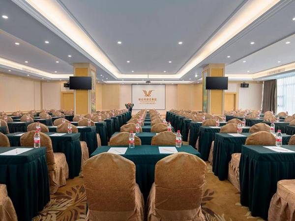 Vienna Hotel Shenzhen Longhua Good Day