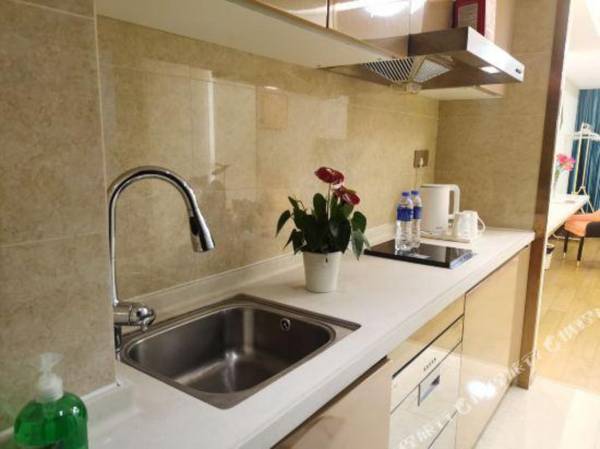 Yunshangju Theme Apartment